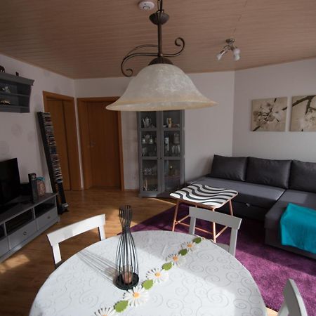 Ferienwohnung Helbig Allendorf an der Lumda Luaran gambar